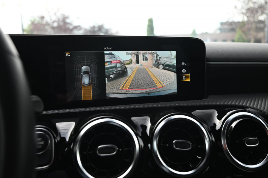 Mercedes-Benz A-Klasse 250 e Business Solution Luxury 218 PK LED Camera Widescreen 17''
