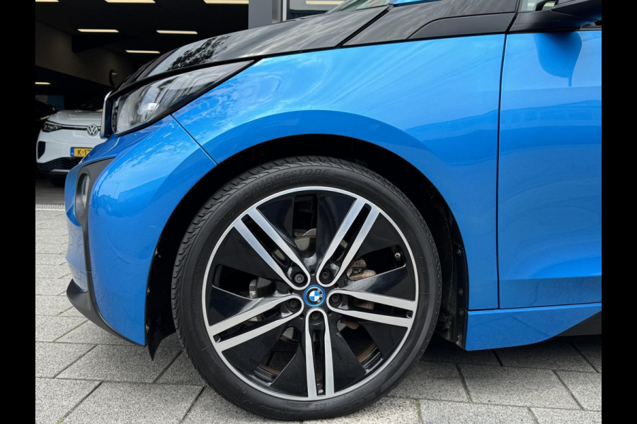 BMW i3 Comfort 94Ah 33 kWh - Navigatie I Airco I Leer I Sport velgen 20 inch I LED I Dealer onderhouden