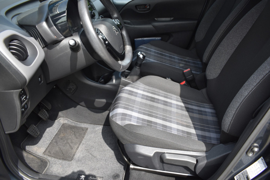 Peugeot 108 1.0 e-VTi Active 5-drs / Airco / Mistlampen / Getint glas /