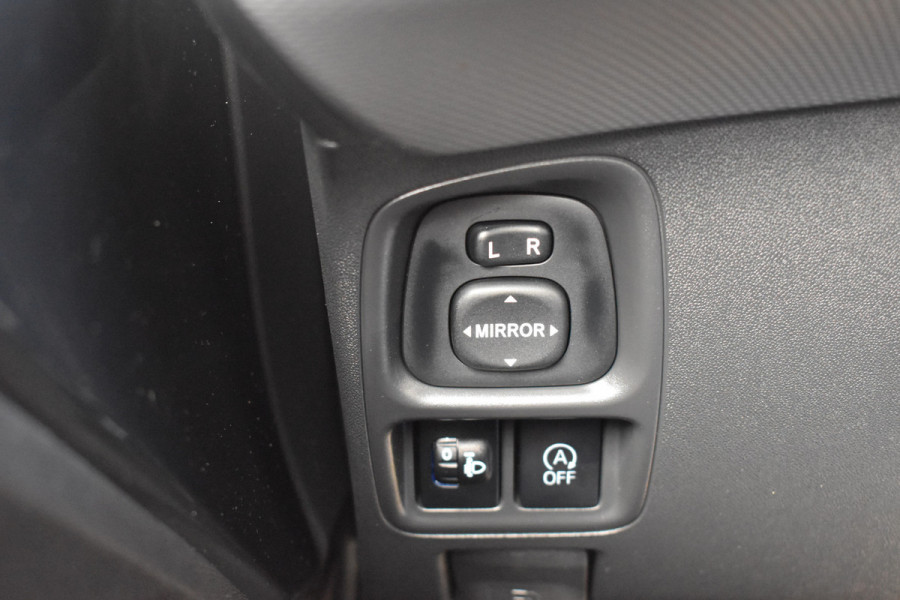 Peugeot 108 1.0 e-VTi Active 5-drs / Airco / Mistlampen / Getint glas /