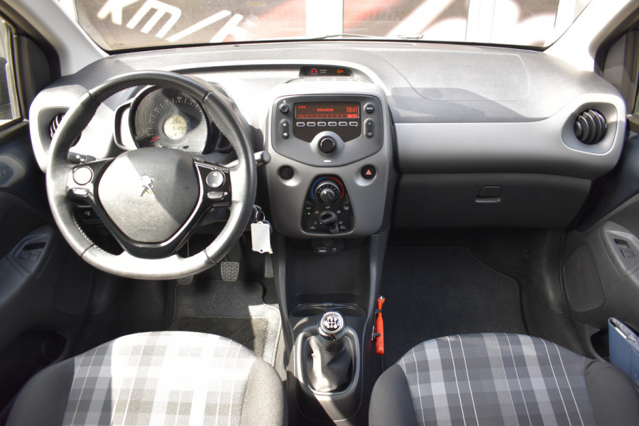 Peugeot 108 1.0 e-VTi Active 5-drs / Airco / Mistlampen / Getint glas /