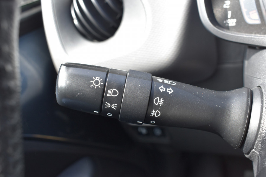 Peugeot 108 1.0 e-VTi Active 5-drs / Airco / Mistlampen / Getint glas /