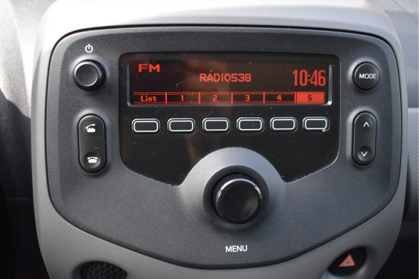 Peugeot 108 1.0 e-VTi Active 5-drs / Airco / Mistlampen / Getint glas /