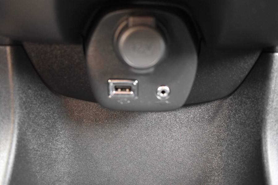 Peugeot 108 1.0 e-VTi Active 5-drs / Airco / Mistlampen / Getint glas /