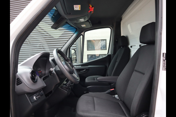 Mercedes-Benz Sprinter CDI Bakwagen - Laadklep - Marge - MBUX - 233 cm HOOG