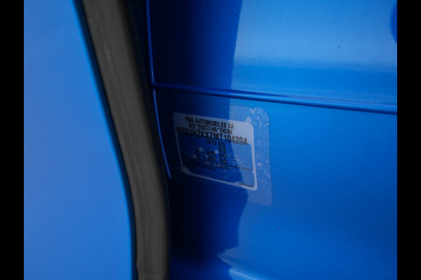 Peugeot e-208 EV GT Pack 50 kWh [ 3-Fase ] (INCL-BTW) *FULL-LED | DIGI-COCKPIT | BLINDSPOT | CAMERA | LEATHER-ALCANTARA | NAVI-FULLMAP | LANE-ASSIST | KEYLESS | DAB | CCS-FASTLOADER | HEATED-SPORTSEATS | AMBIENT-LIGHT | 17"ALU*