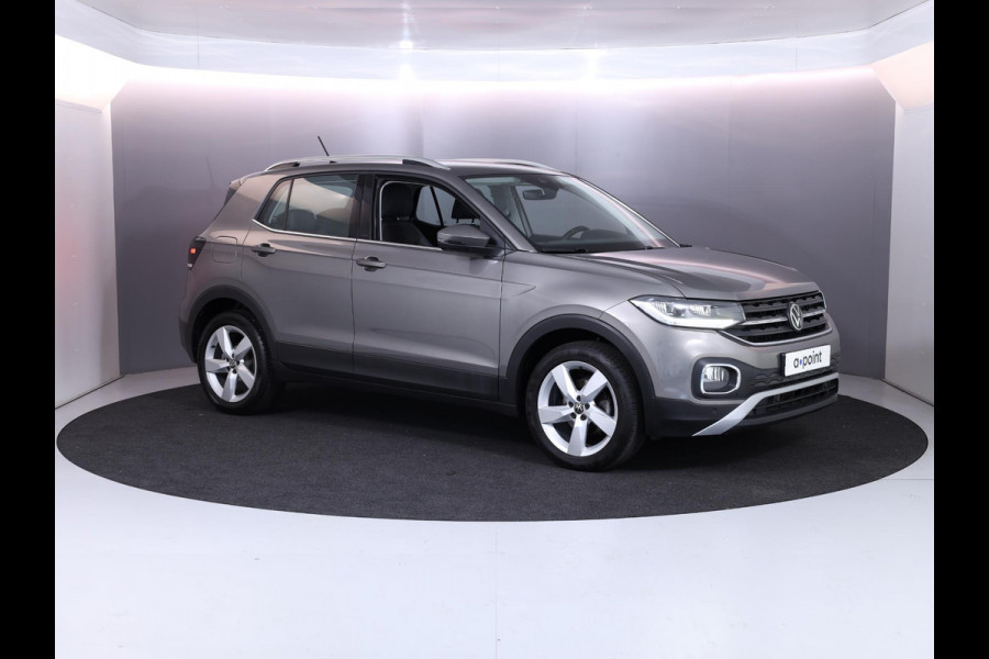 Volkswagen T-Cross 1.0 TSI Style 110 pk Automaat (DSG) | Navigatie | Parkeersensoren | Achteruitrijcamera | Adaptieve cruise control | LED koplampen |