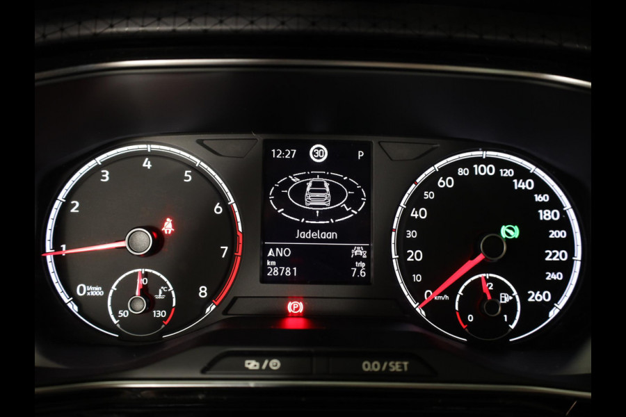 Volkswagen T-Cross 1.0 TSI Style 110 pk Automaat (DSG) | Navigatie | Parkeersensoren | Achteruitrijcamera | Adaptieve cruise control | LED koplampen |