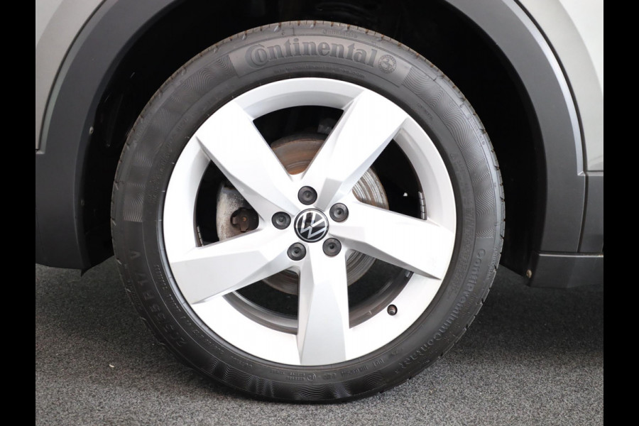 Volkswagen T-Cross 1.0 TSI Style 110 pk Automaat (DSG) | Navigatie | Parkeersensoren | Achteruitrijcamera | Adaptieve cruise control | LED koplampen |