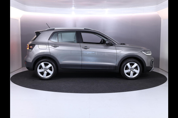 Volkswagen T-Cross 1.0 TSI Style 110 pk Automaat (DSG) | Navigatie | Parkeersensoren | Achteruitrijcamera | Adaptieve cruise control | LED koplampen |