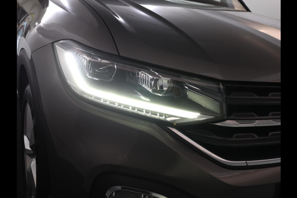 Volkswagen T-Cross 1.0 TSI Style 110 pk Automaat (DSG) | Navigatie | Parkeersensoren | Achteruitrijcamera | Adaptieve cruise control | LED koplampen |