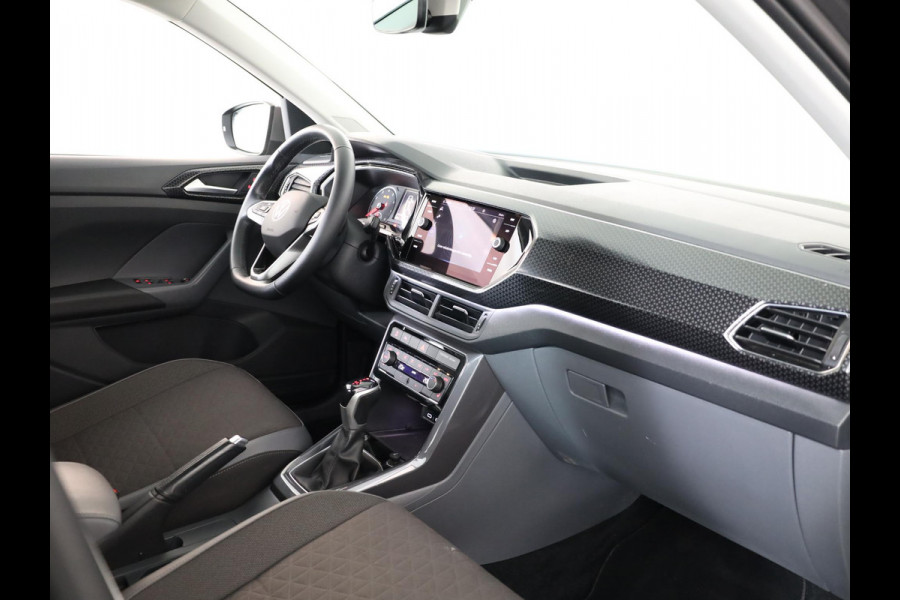 Volkswagen T-Cross 1.0 TSI Style 110 pk Automaat (DSG) | Navigatie | Parkeersensoren | Achteruitrijcamera | Adaptieve cruise control | LED koplampen |