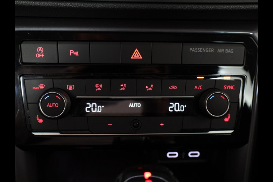 Volkswagen T-Cross 1.0 TSI Style 110 pk Automaat (DSG) | Navigatie | Parkeersensoren | Achteruitrijcamera | Adaptieve cruise control | LED koplampen |