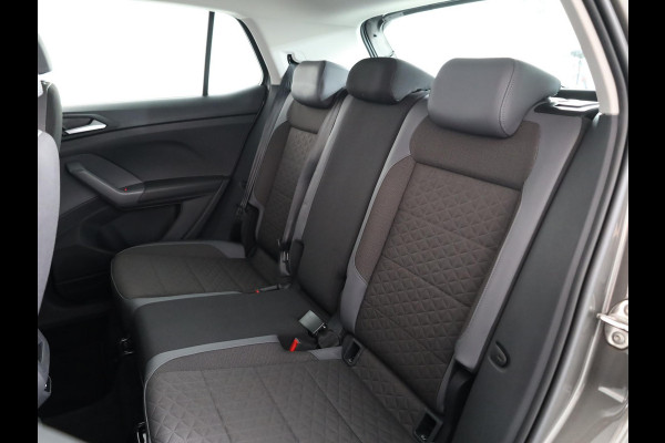 Volkswagen T-Cross 1.0 TSI Style 110 pk Automaat (DSG) | Navigatie | Parkeersensoren | Achteruitrijcamera | Adaptieve cruise control | LED koplampen |