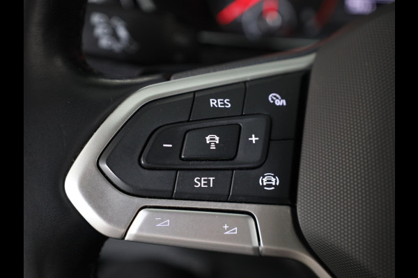 Volkswagen T-Cross 1.0 TSI Style 110 pk Automaat (DSG) | Navigatie | Parkeersensoren | Achteruitrijcamera | Adaptieve cruise control | LED koplampen |