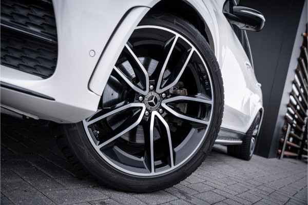 Mercedes-Benz GLE GLE350 e 4MATIC Premium Plus - AMG l Panorama l Luchtv. l 22'' l HUD l ACC
