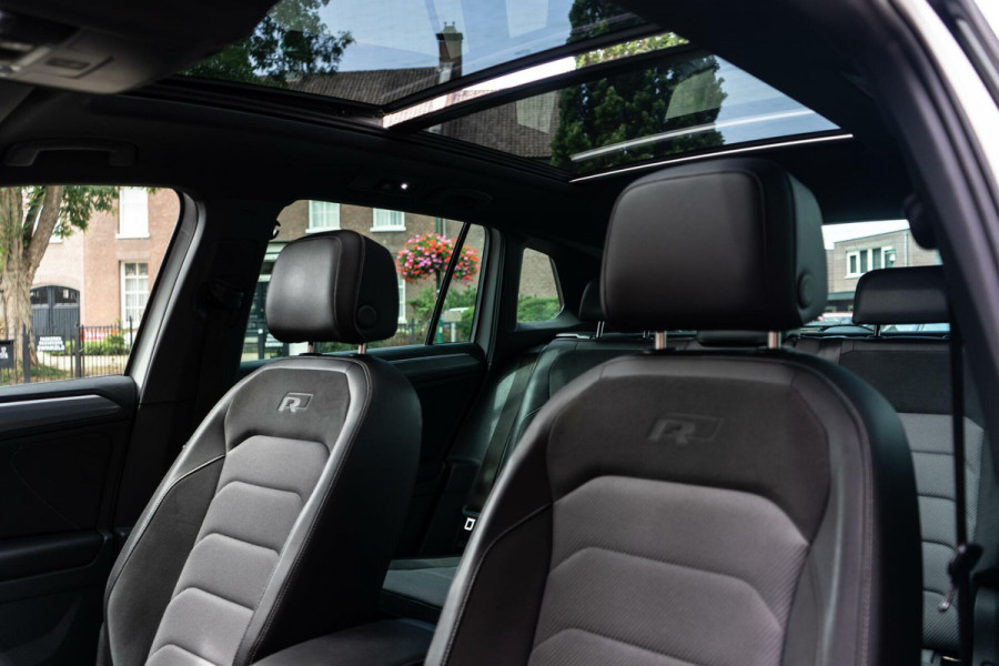 Volkswagen Tiguan 2.0 TSI 4Motion R-Line Pano / Trekhaak / 360