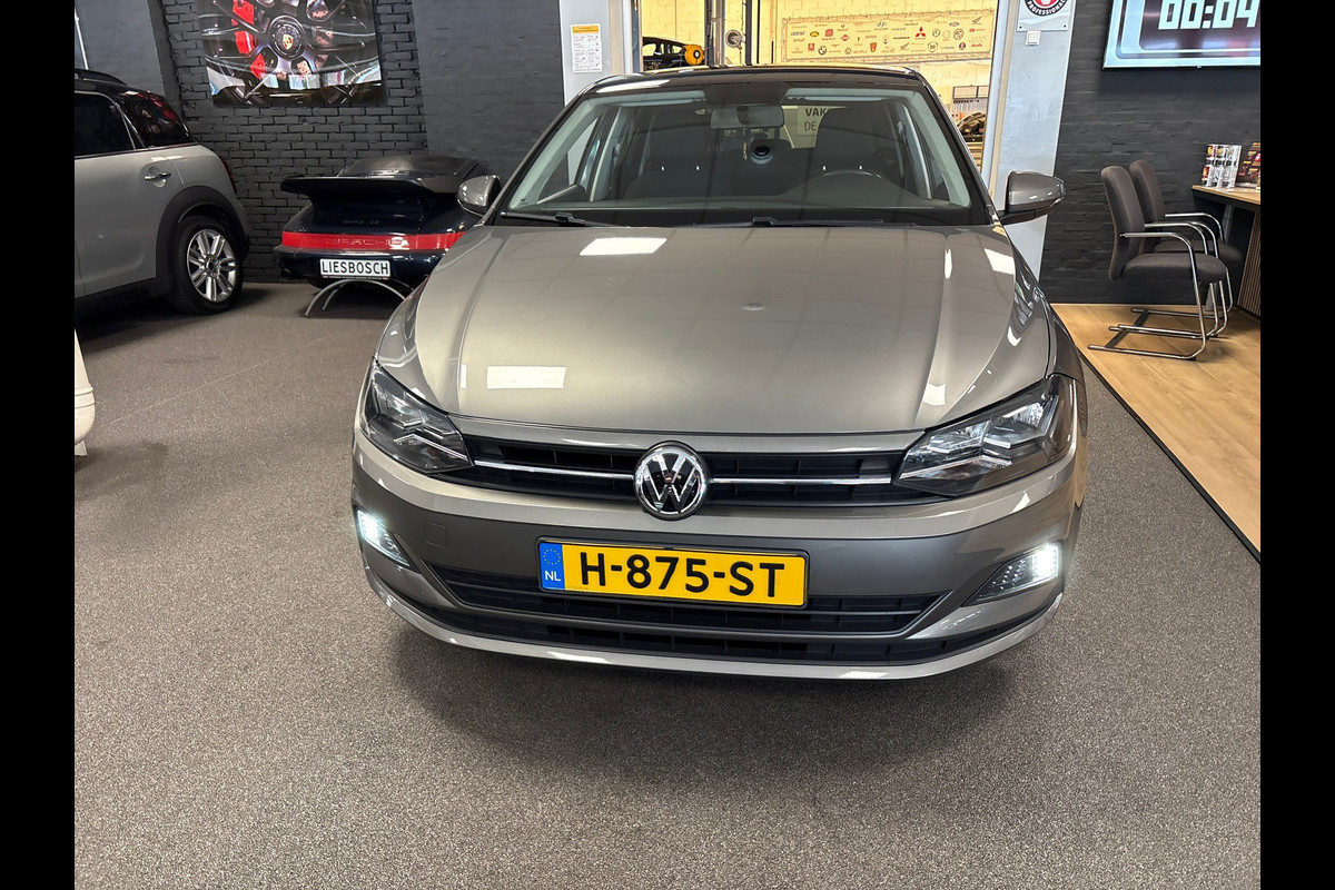 Volkswagen Polo 1.0 MPI Beats,apple carplay,pdc,media ,onderhouds history Volkswagen Polo 1.0 MPI Beats,apple carplay,pdc,media ,onderhouds history