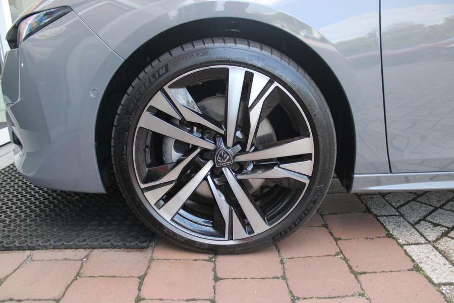 Peugeot 508 SW 1.6 HYbrid 225PK GT ** NIEUW MODEL** | NAVIGATIE |PANORAMISCH SCHUIFDAK|KOPLAMPEN MATRIX LED | NIGHTVISION | WEGKLAPBARE TREKHAAK |BEKLEDING LEDER/ALCATARA MISTRAL |COMFORTSTOELEN MET VERSTELBARE NEUS EN ELEKTRISCHVERSTELBARE HELLINGSHOEK|STOELVERWARMING |DRAADLOOS APPLE CARPLAY/ANDROID AUTO | NIGHT VISION PACK | ADAPTIEF ONDERSTEL|7,4 KW LADEN| 19'' AUGUSTA LICHTMETALEN VELGEN | HIFI FOCAL| ADAPTIEVE CRUISECONTROL | HANDSFREE ELEKTRISCH BEDIENBARE ACHTERKLEP|ALARMSYSTEEM AF FABRIEK|DONKER GETINTE ACHTERRUITEN |