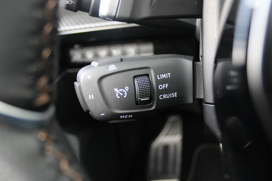Peugeot 508 SW 1.6 HYbrid 225PK GT ** NIEUW MODEL** | NAVIGATIE |PANORAMISCH SCHUIFDAK|KOPLAMPEN MATRIX LED | NIGHTVISION | WEGKLAPBARE TREKHAAK |BEKLEDING LEDER/ALCATARA MISTRAL |COMFORTSTOELEN MET VERSTELBARE NEUS EN ELEKTRISCHVERSTELBARE HELLINGSHOEK|STOELVERWARMING |DRAADLOOS APPLE CARPLAY/ANDROID AUTO | NIGHT VISION PACK | ADAPTIEF ONDERSTEL|7,4 KW LADEN| 19'' AUGUSTA LICHTMETALEN VELGEN | HIFI FOCAL| ADAPTIEVE CRUISECONTROL | HANDSFREE ELEKTRISCH BEDIENBARE ACHTERKLEP|ALARMSYSTEEM AF FABRIEK|DONKER GETINTE ACHTERRUITEN |