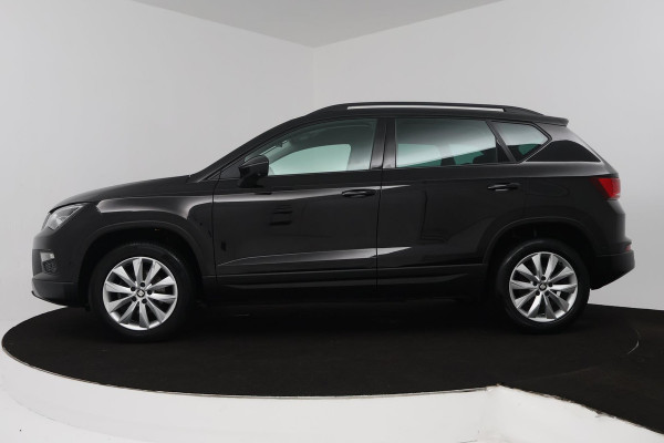 Seat Ateca 1.0 EcoTSI Style Business Intense (PARKEERSENSOREN, CRUISE CONTROL, NAVIGATIE, CARPLAY, NL-AUTO, GOED ONDERHOUDEN)