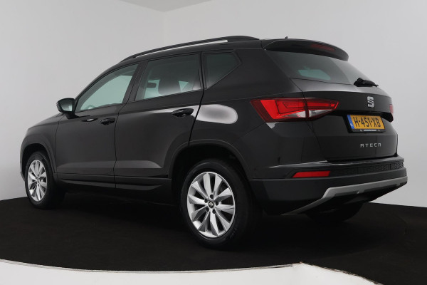 Seat Ateca 1.0 EcoTSI Style Business Intense (PARKEERSENSOREN, CRUISE CONTROL, NAVIGATIE, CARPLAY, NL-AUTO, GOED ONDERHOUDEN)