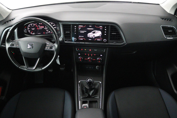 Seat Ateca 1.0 EcoTSI Style Business Intense (PARKEERSENSOREN, CRUISE CONTROL, NAVIGATIE, CARPLAY, NL-AUTO, GOED ONDERHOUDEN)