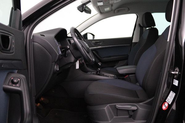 Seat Ateca 1.0 EcoTSI Style Business Intense (PARKEERSENSOREN, CRUISE CONTROL, NAVIGATIE, CARPLAY, NL-AUTO, GOED ONDERHOUDEN)