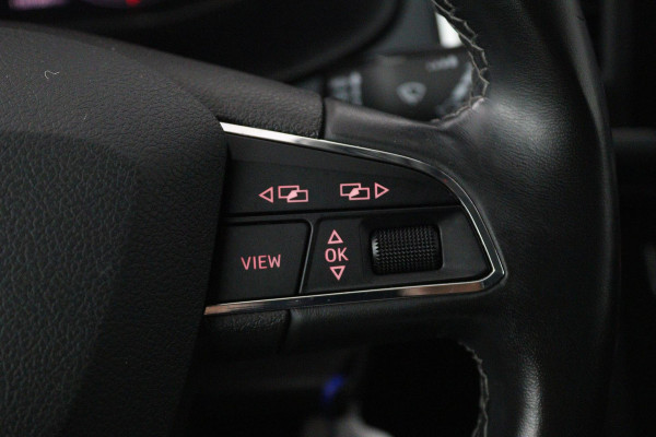 Seat Ateca 1.0 EcoTSI Style Business Intense (PARKEERSENSOREN, CRUISE CONTROL, NAVIGATIE, CARPLAY, NL-AUTO, GOED ONDERHOUDEN)