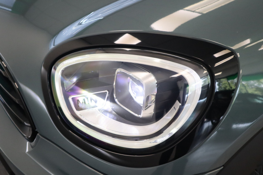 MINI Countryman 1.5 Cooper Business Edition Panoramadak Navigatie Full-led
