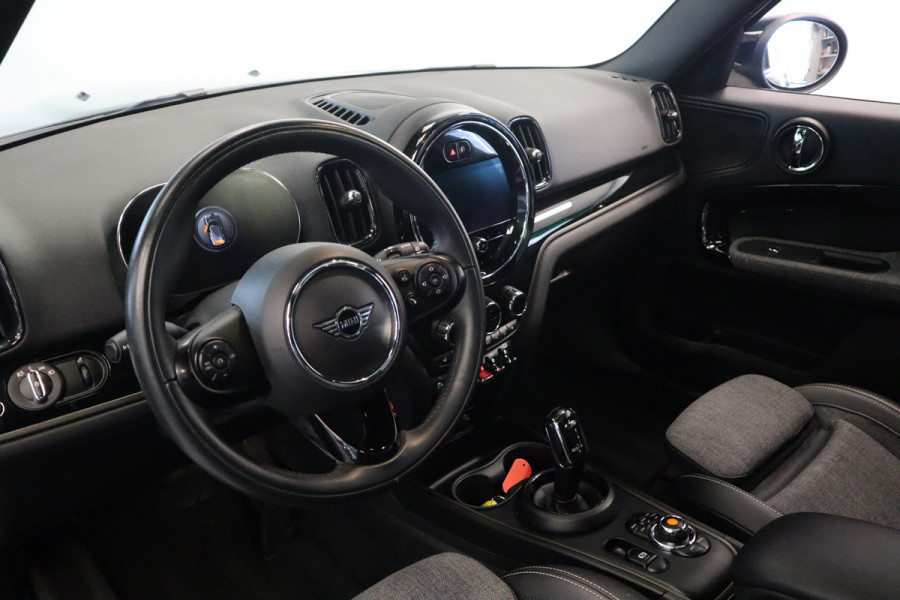 MINI Countryman 1.5 Cooper Business Edition Panoramadak Navigatie Full-led