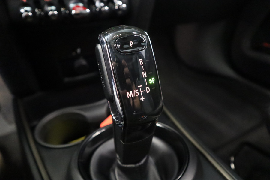 MINI Countryman 1.5 Cooper Business Edition Panoramadak Navigatie Full-led