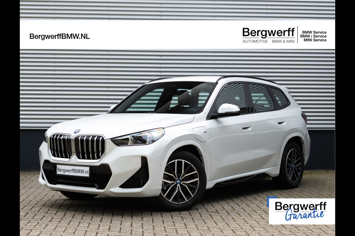 BMW X1 xDrive25e M-Sport - LED - Camera - Stoelverwarming - Spiegelpakket BMW X1 xDrive25e M-Sport - LED - Camera - Stoelverwarming - Spiegelpakket