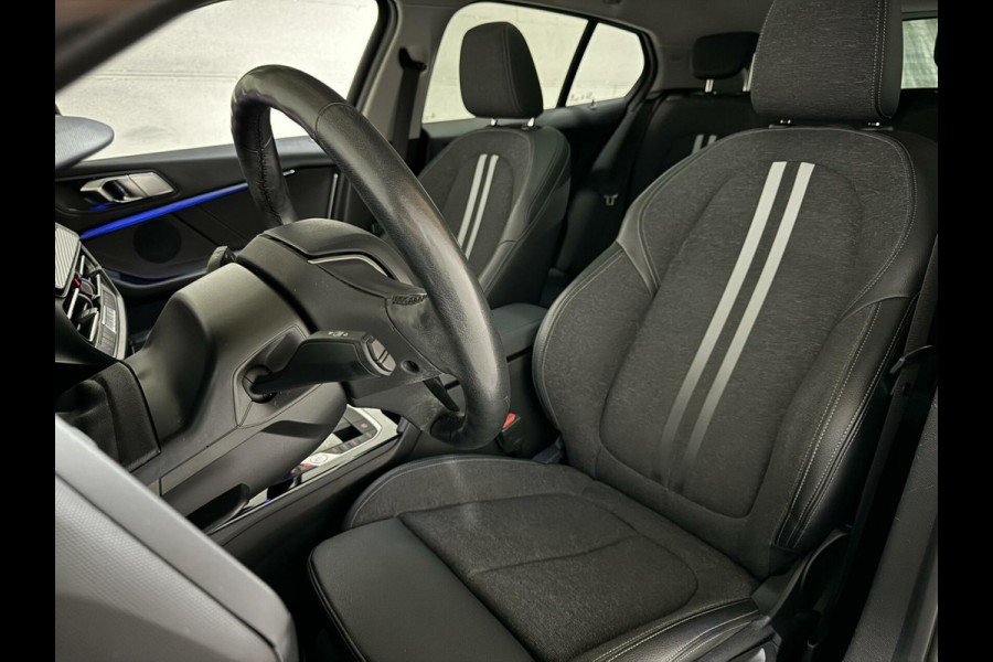BMW 1-serie 118i Sport Pano Virtual Carplay Sfeer Cruise NAP