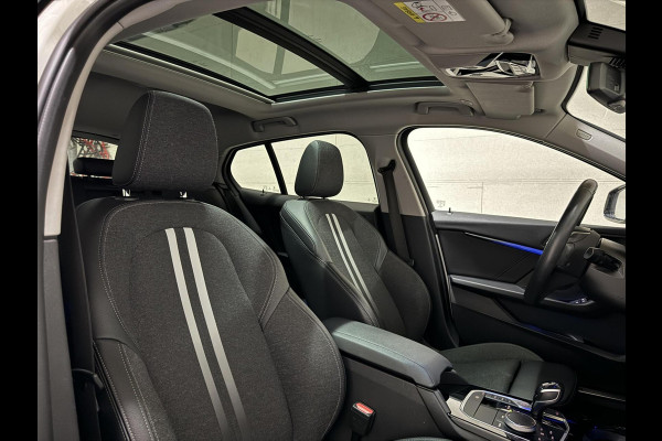 BMW 1-serie 118i Sport Pano Virtual Carplay Sfeer Cruise NAP