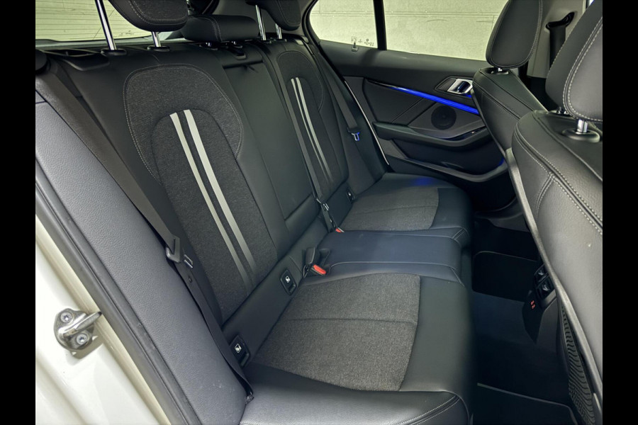 BMW 1-serie 118i Sport Pano Virtual Carplay Sfeer Cruise NAP