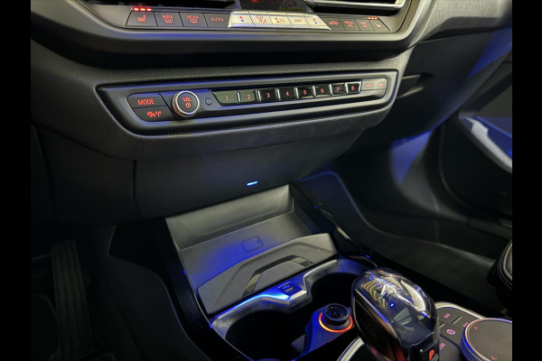 BMW 1-serie 118i Sport Pano Virtual Carplay Sfeer Cruise NAP