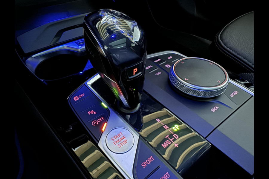 BMW 1-serie 118i Sport Pano Virtual Carplay Sfeer Cruise NAP