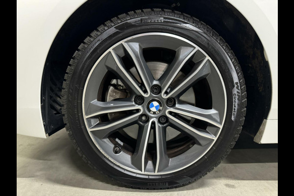 BMW 1-serie 118i Sport Pano Virtual Carplay Sfeer Cruise NAP