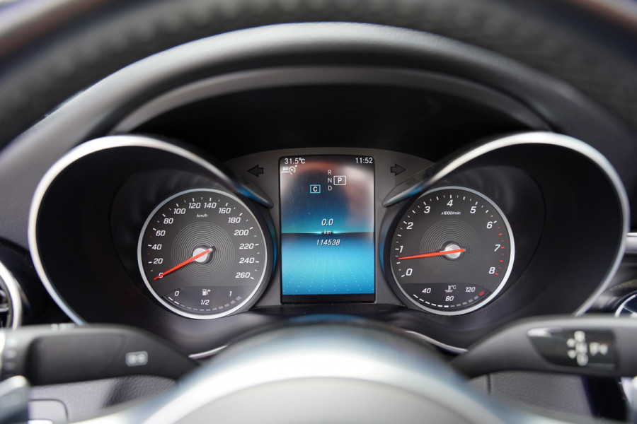Mercedes-Benz C-Klasse Cabrio 180 AMG Line Premium Plus FACELIFT