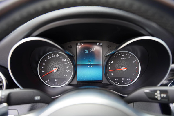 Mercedes-Benz C-Klasse Cabrio 180 AMG Line Premium Plus FACELIFT
