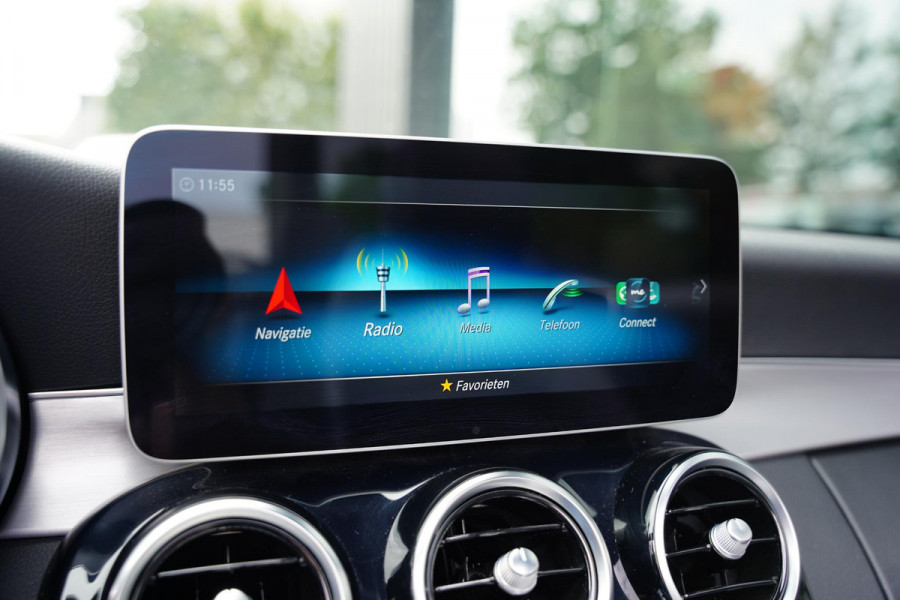 Mercedes-Benz C-Klasse Cabrio 180 AMG Line Premium Plus FACELIFT