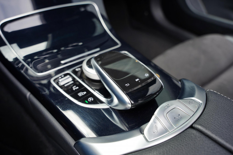 Mercedes-Benz C-Klasse Cabrio 180 AMG Line Premium Plus FACELIFT