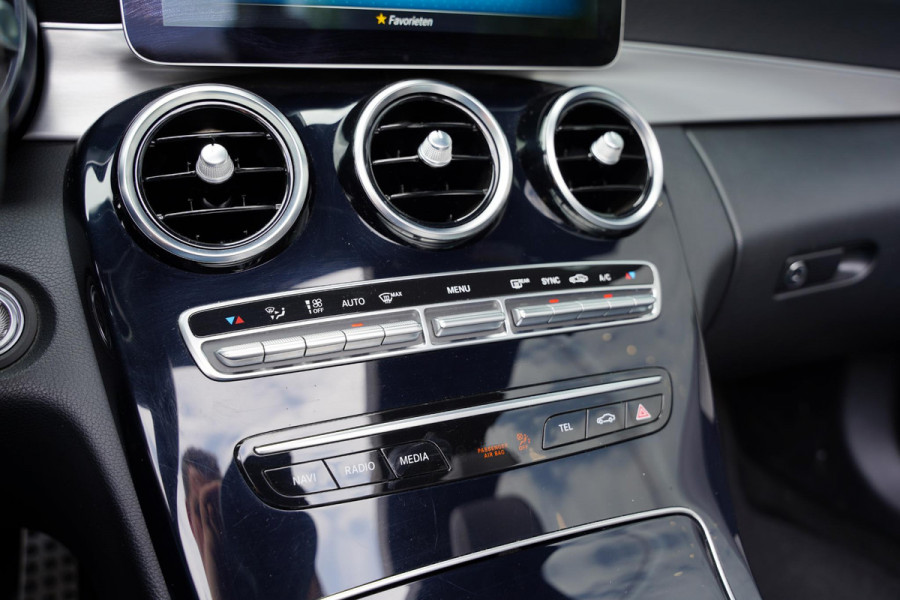 Mercedes-Benz C-Klasse Cabrio 180 AMG Line Premium Plus FACELIFT