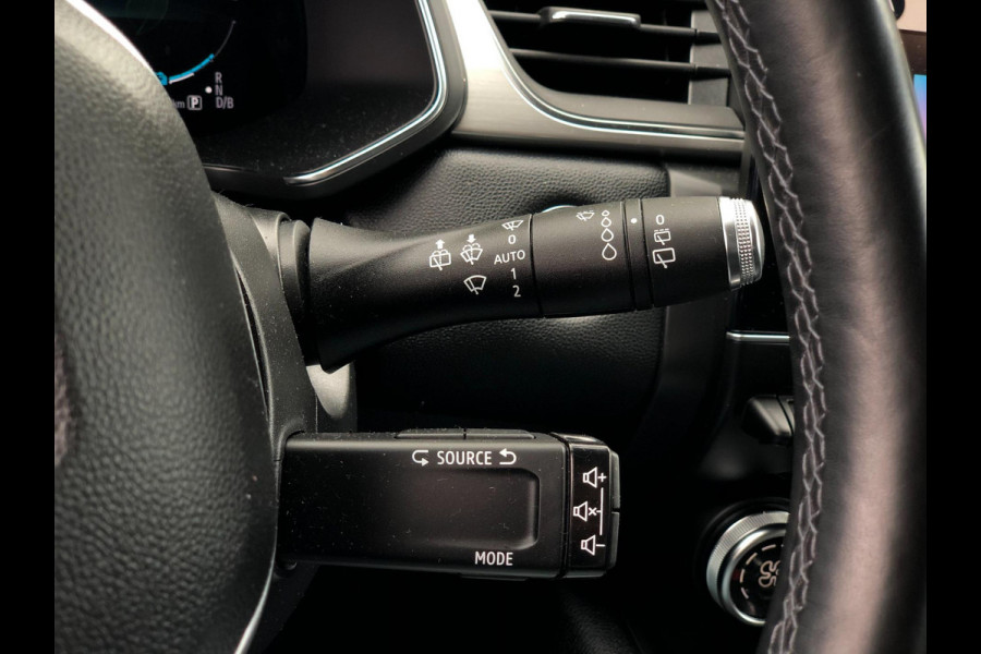 Renault Captur 1.6 E-Tech Plug-in Hybrid 160 Intens | Navi, Camera, Stoel+Stuurverw., Cruise, Half leder, Climate, Virt. Cockp. |