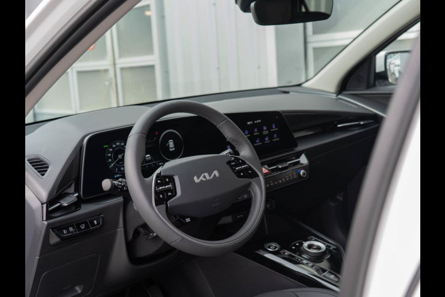 Kia Niro EV Plus 64.8 kWh | OP VOORRAAD | DIRECT RIJDEN | Navigatie | Carplay | Adapt. Cruise | Climate | Keyless | Camera