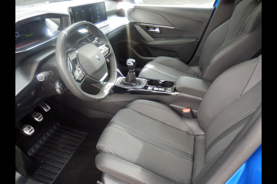 Peugeot 208 1.2 100pk | GT-uitvoering | Panoramadak | Apple Carpl. Andr. Aut