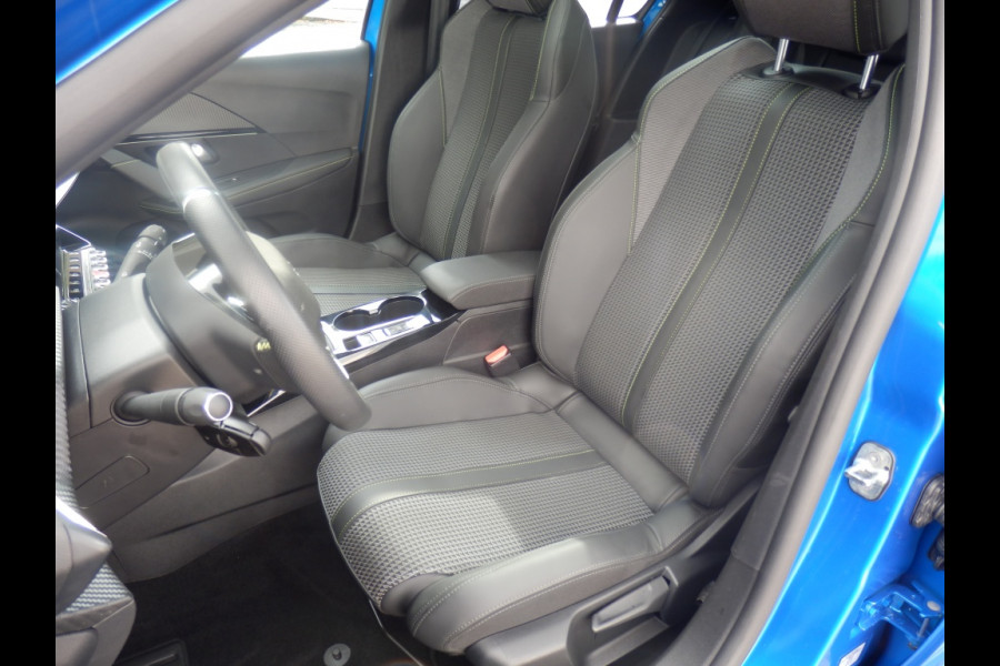 Peugeot 208 1.2 100pk | GT-uitvoering | Panoramadak | Apple Carpl. Andr. Aut