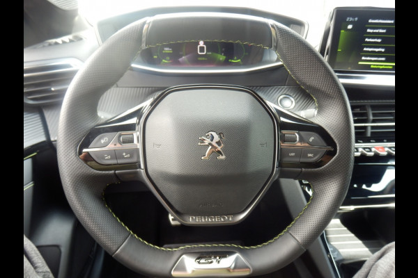 Peugeot 208 1.2 100pk | GT-uitvoering | Panoramadak | Apple Carpl. Andr. Aut