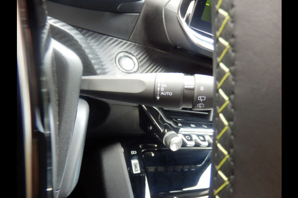 Peugeot 208 1.2 100pk | GT-uitvoering | Panoramadak | Apple Carpl. Andr. Aut